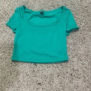 SHEIN Turquoise Ribbed Crop Top
